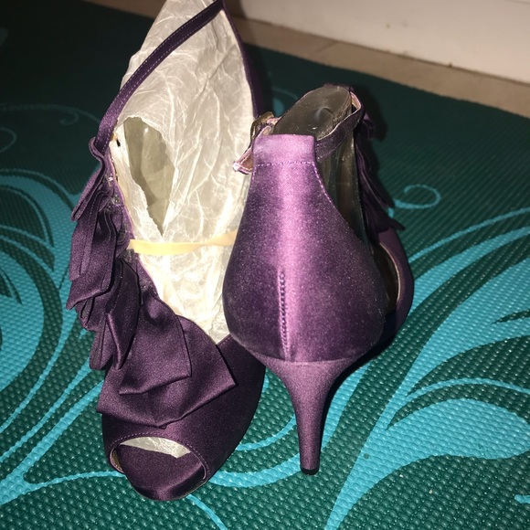 Nine West heels - Picture 3 of 3